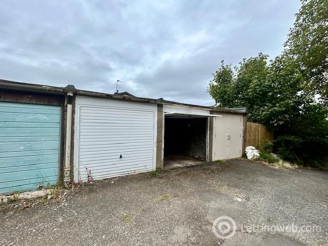 Property to rent in Oxgangs Farm Grove, Oxgangs, Edinburgh, EH13 9PW