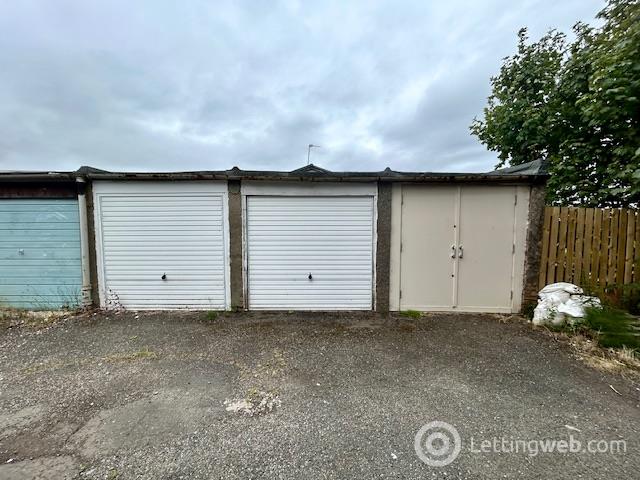 Property to rent in Oxgangs Farm Grove, Oxgangs, Edinburgh, EH13 9PW