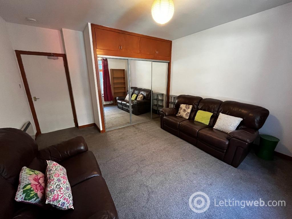 Property to rent in George Street, City Centre, Aberdeen, AB25 1HU