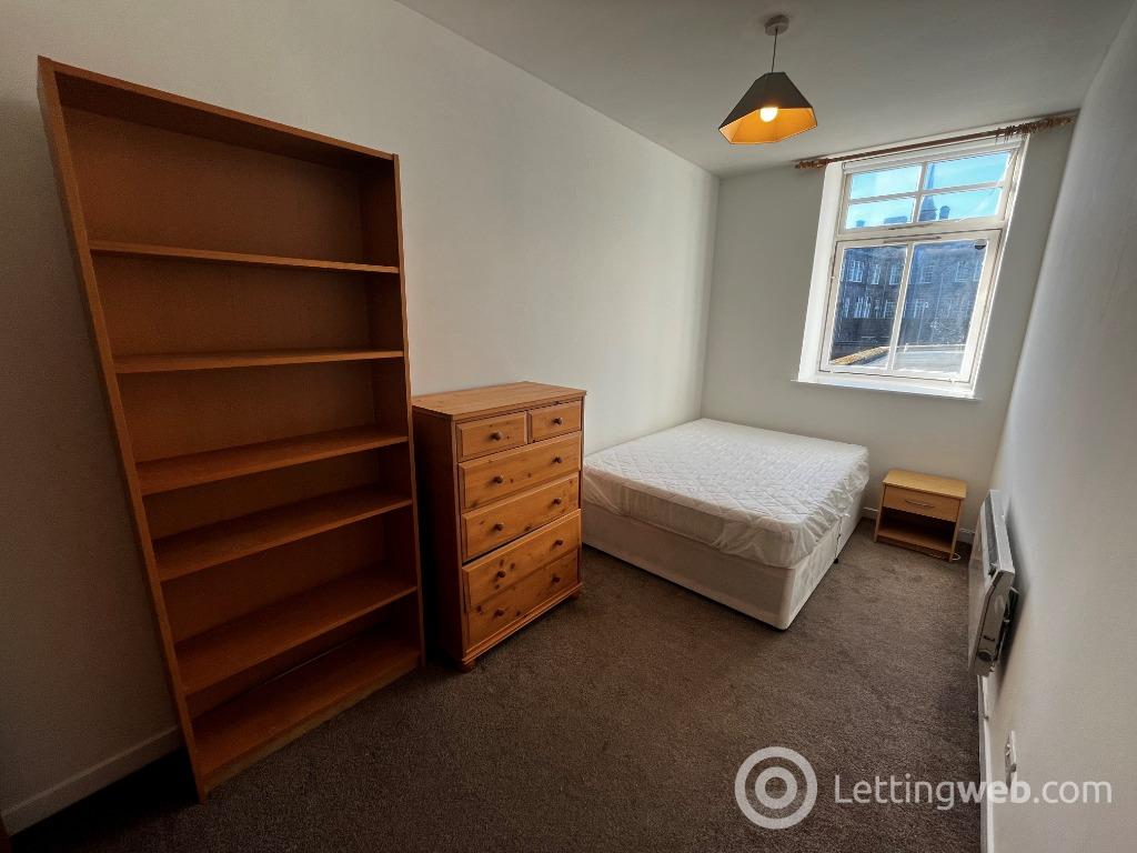 Property to rent in George Street, City Centre, Aberdeen, AB25 1HU