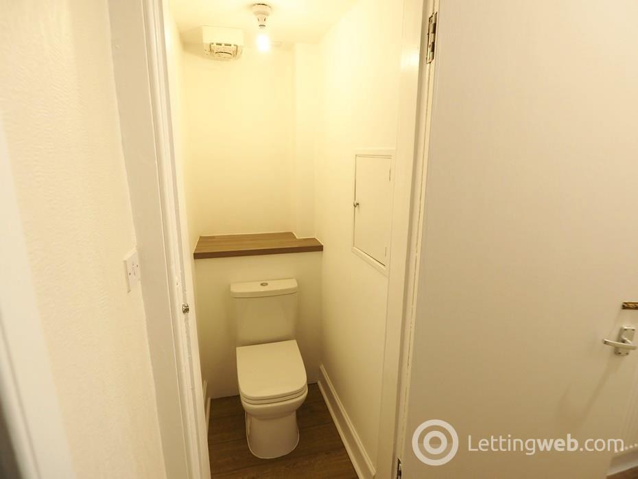 Property to rent in Montague Street, Edinburgh, EH8 9QX