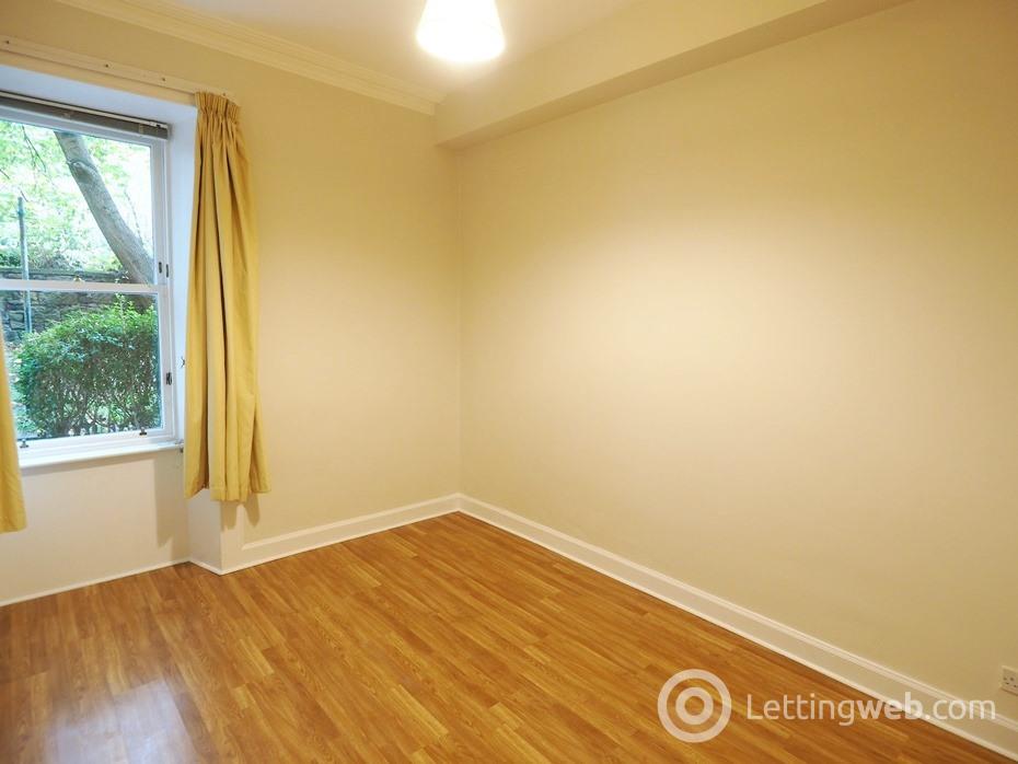 Property to rent in Montague Street, Edinburgh, EH8 9QX