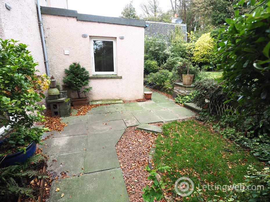 Property to rent in Seacliff Cottages