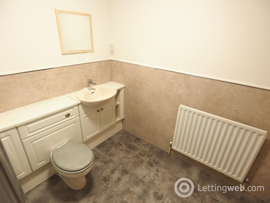 Property to rent in Silvermills, Edinburgh, EH3 5BF