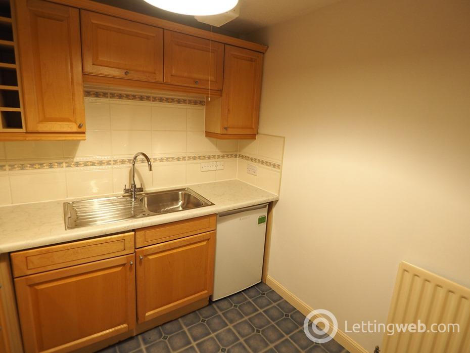 Property to rent in Silvermills, Edinburgh, EH3 5BF