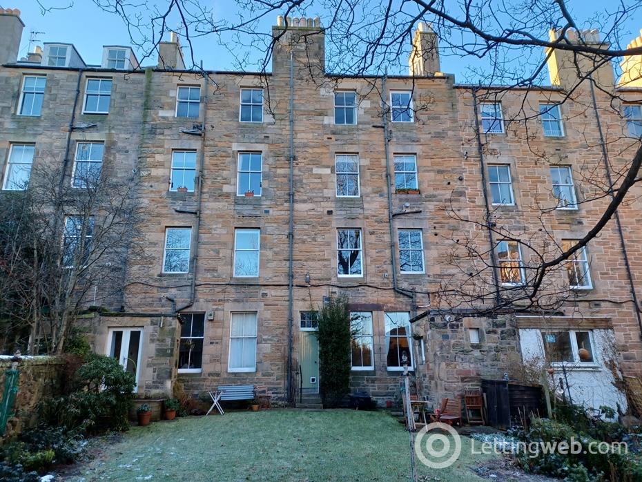 Property to rent in Marchmont Street