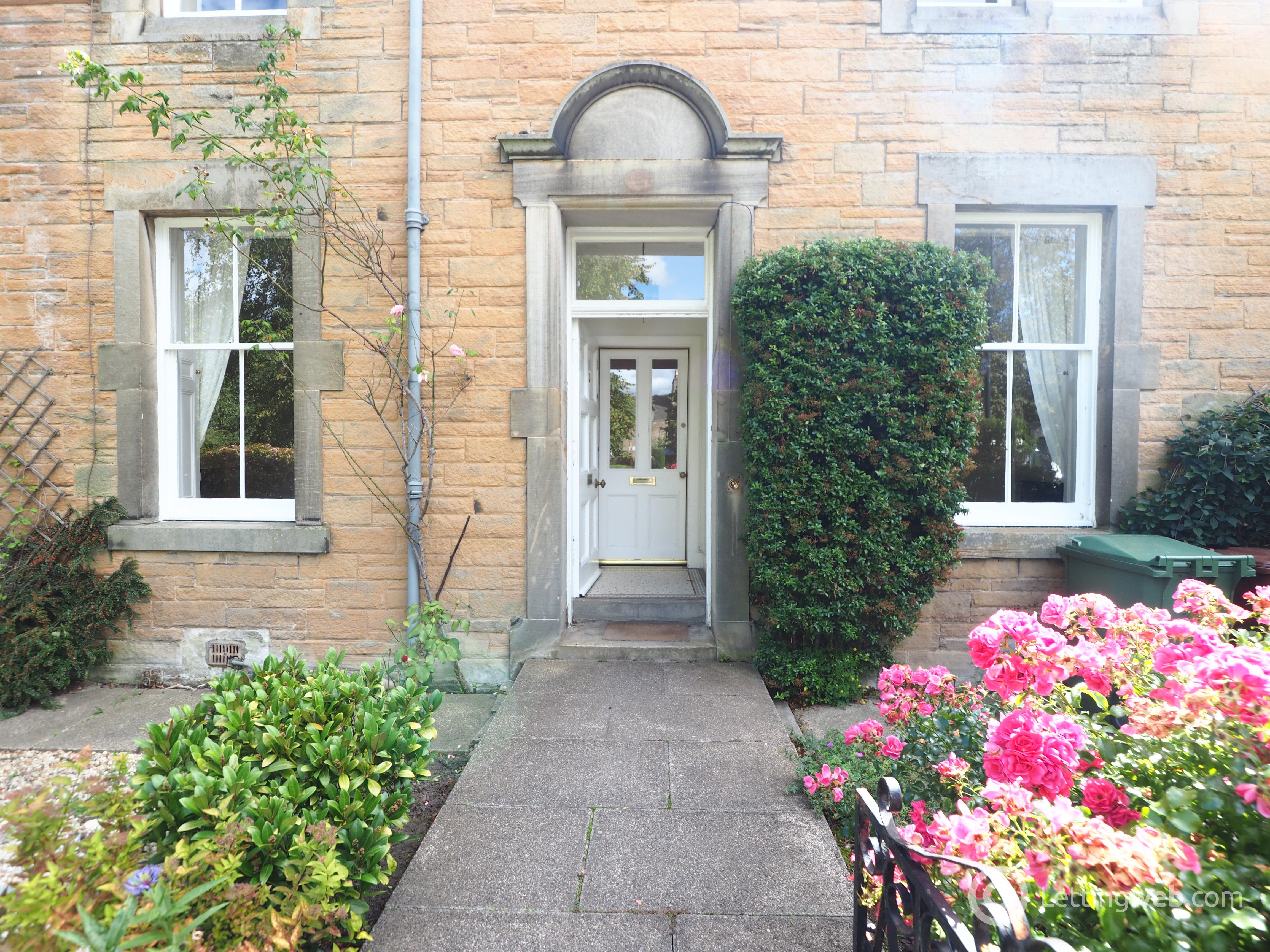 Property to rent in Windsor Gardens