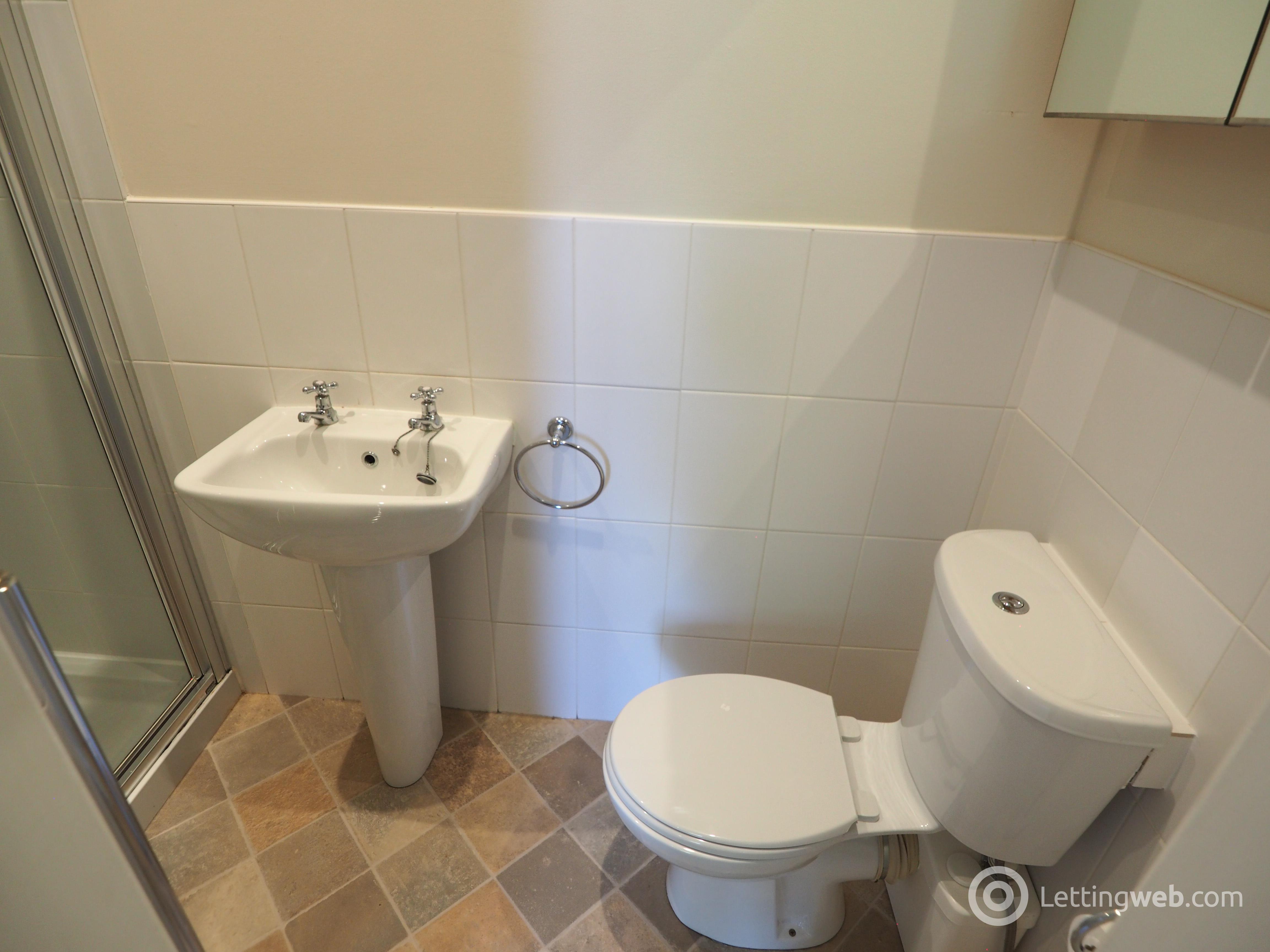 Property to rent in Windsor Gardens