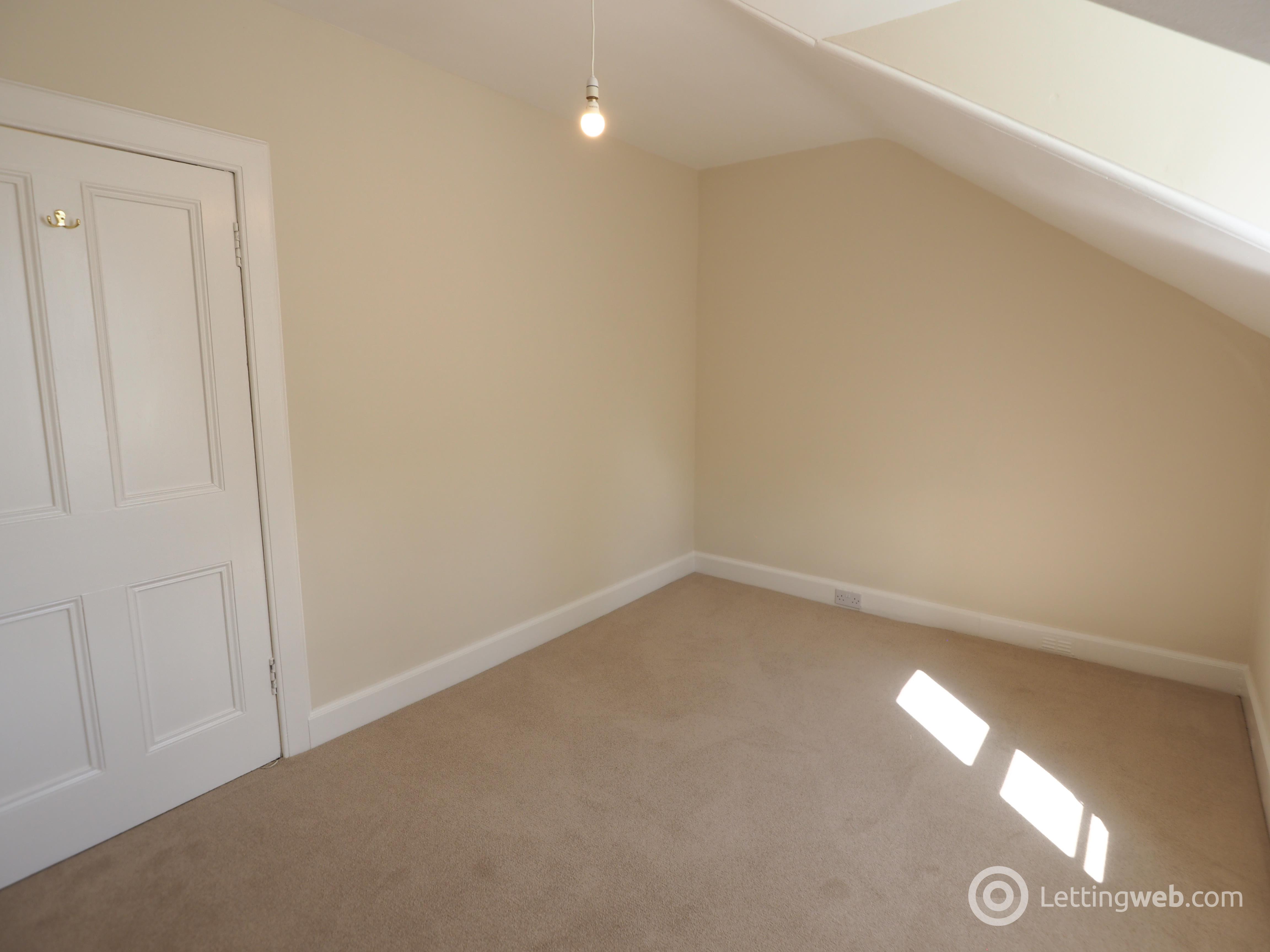 Property to rent in Windsor Gardens