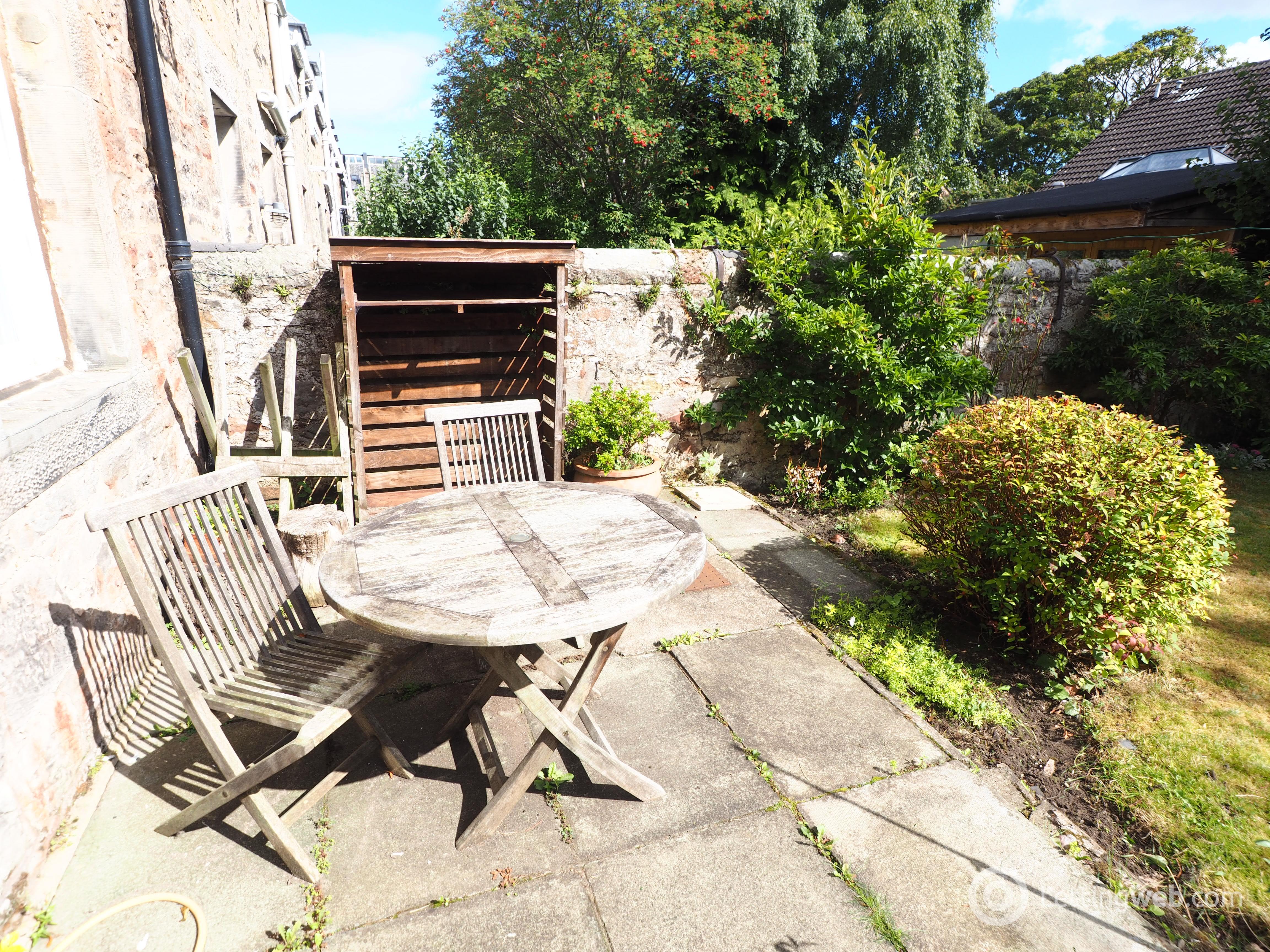 Property to rent in Windsor Gardens