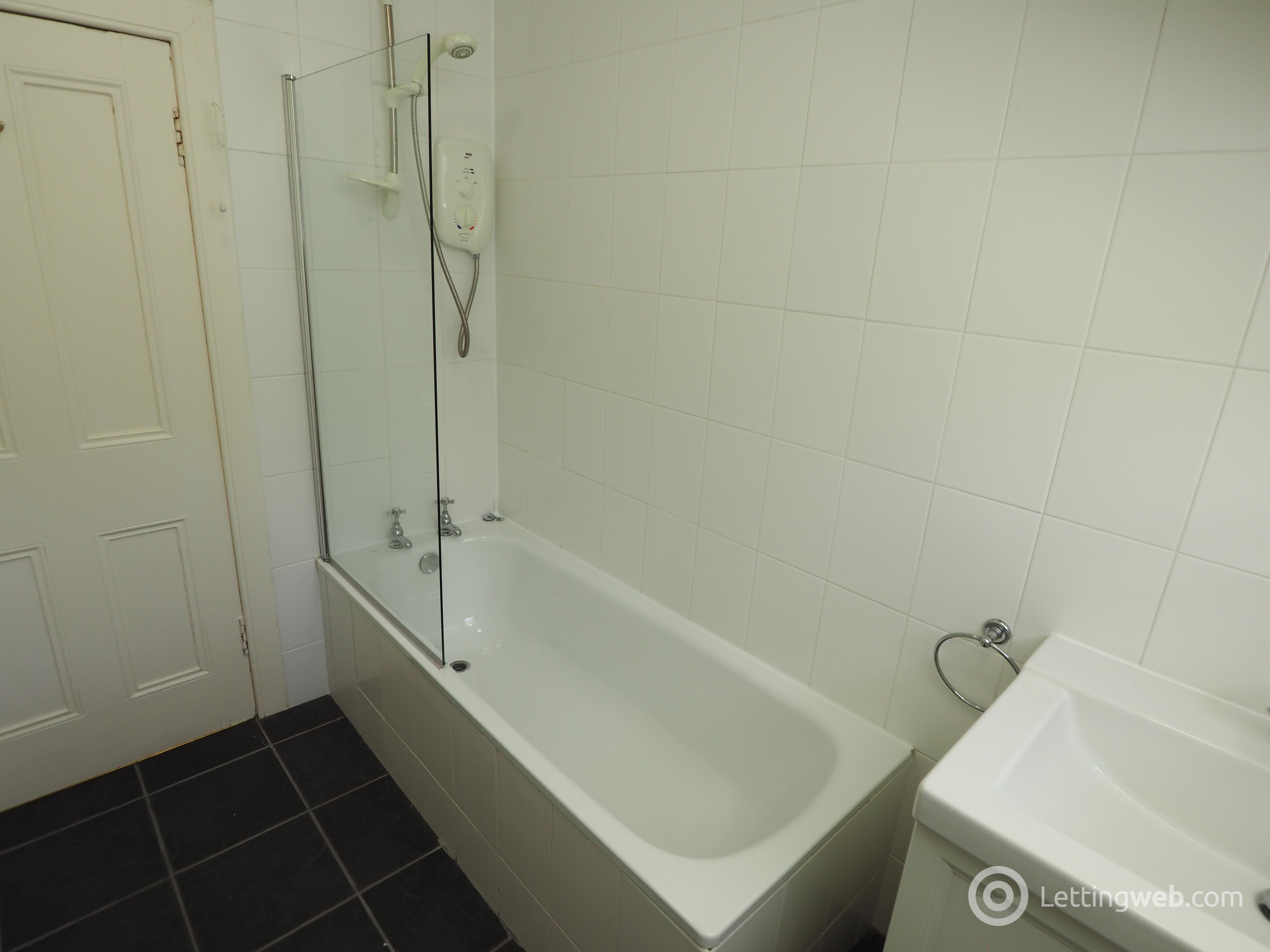 Property to rent in Windsor Gardens