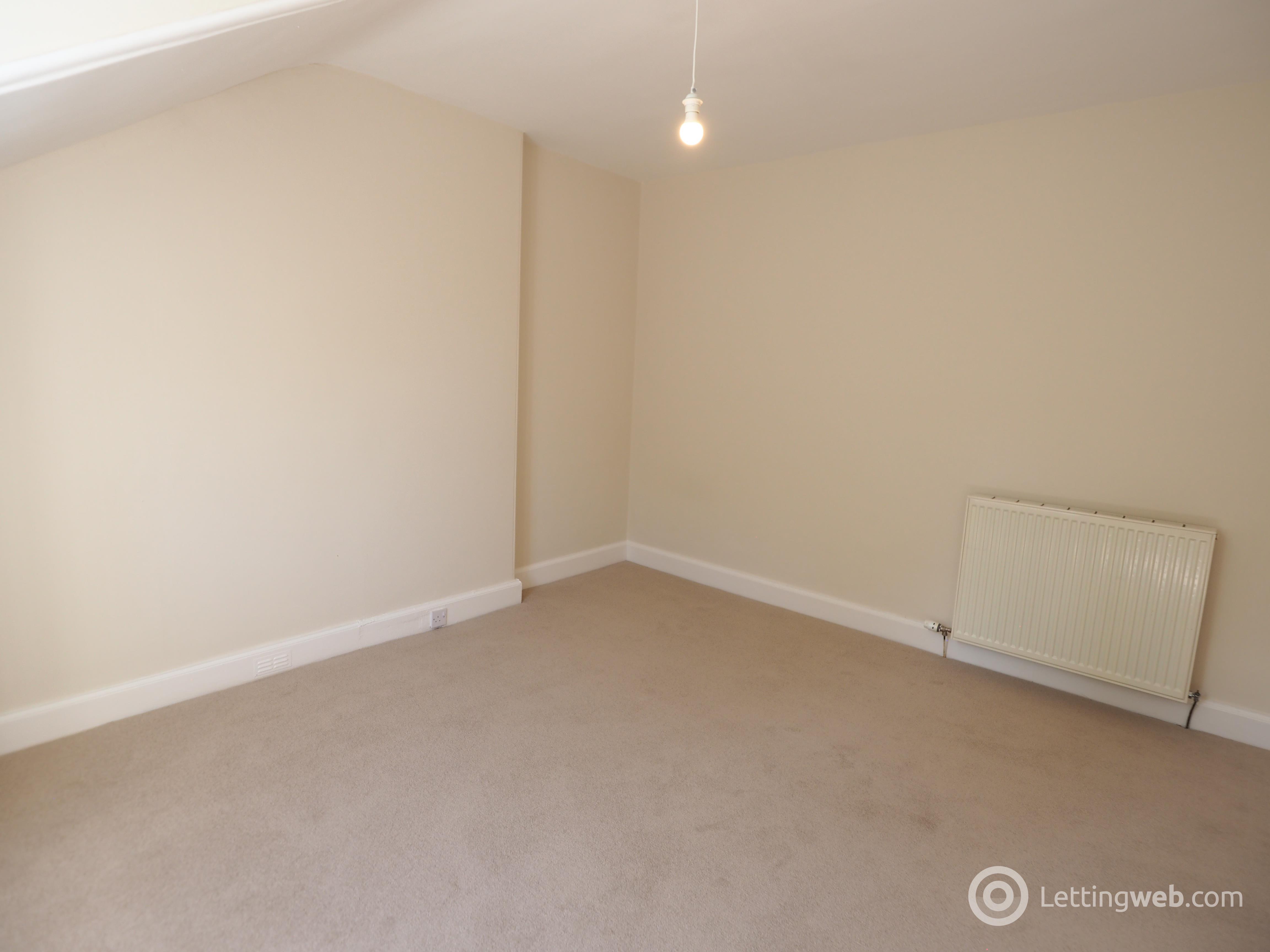 Property to rent in Windsor Gardens