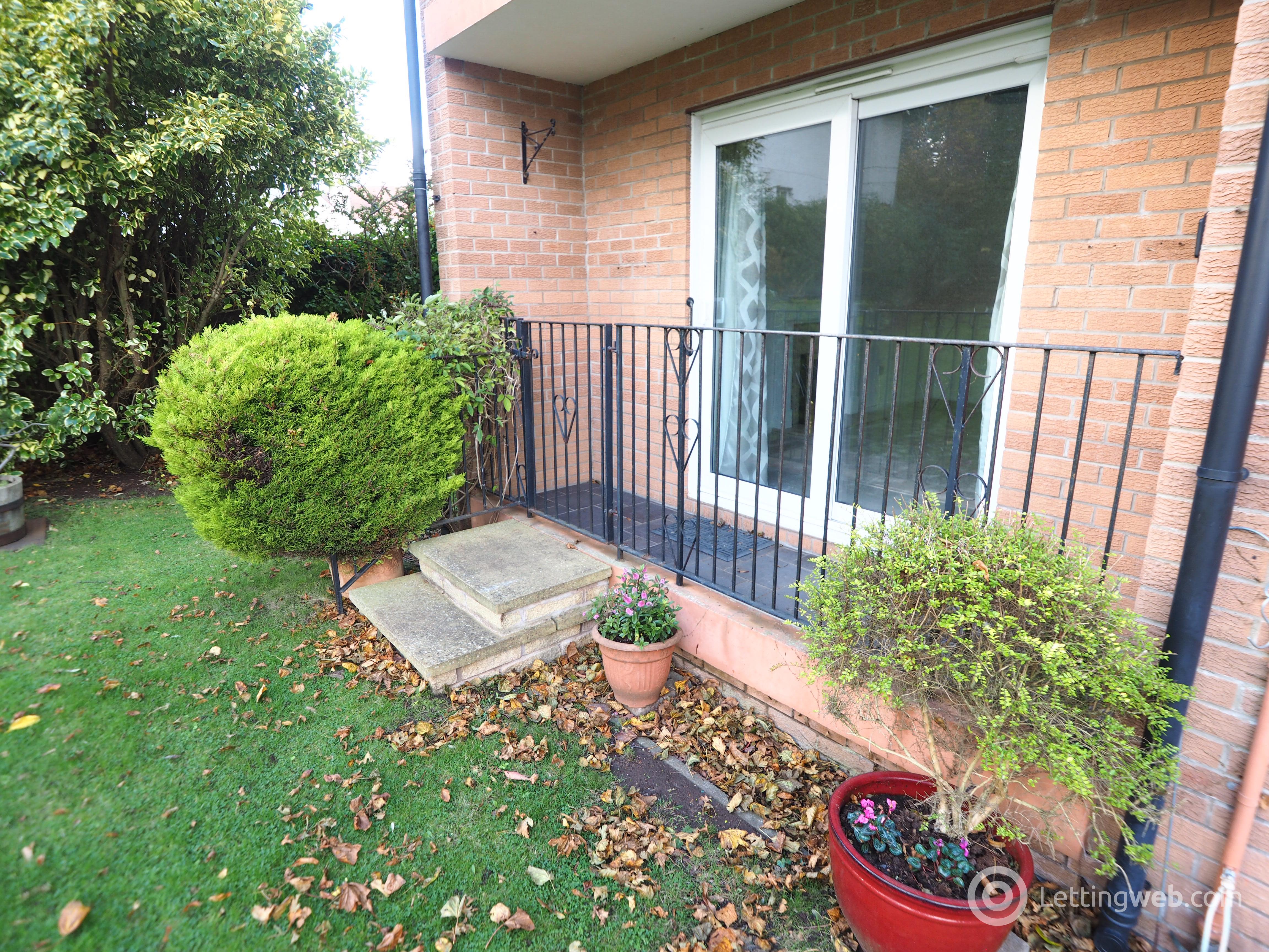 Property to rent in 2 Lamb Court
