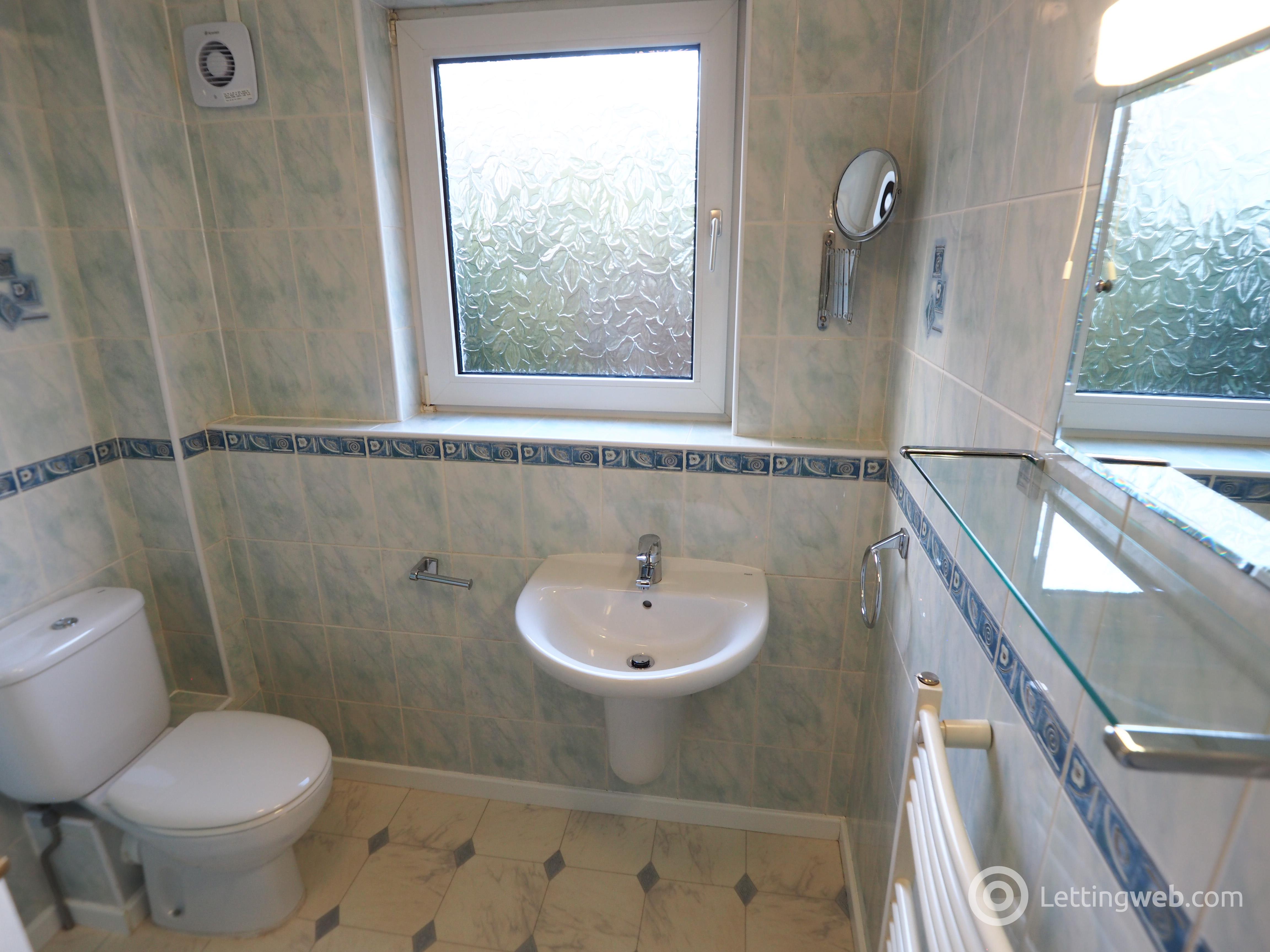 Property to rent in 2 Lamb Court