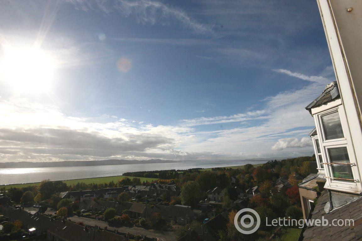 Property to rent in Perth Road, Dundee