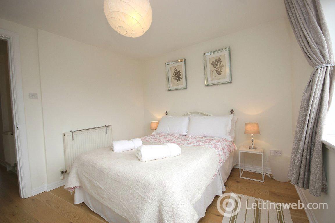 Property to rent in St Stephen Street, Stockbridge, Edinburgh