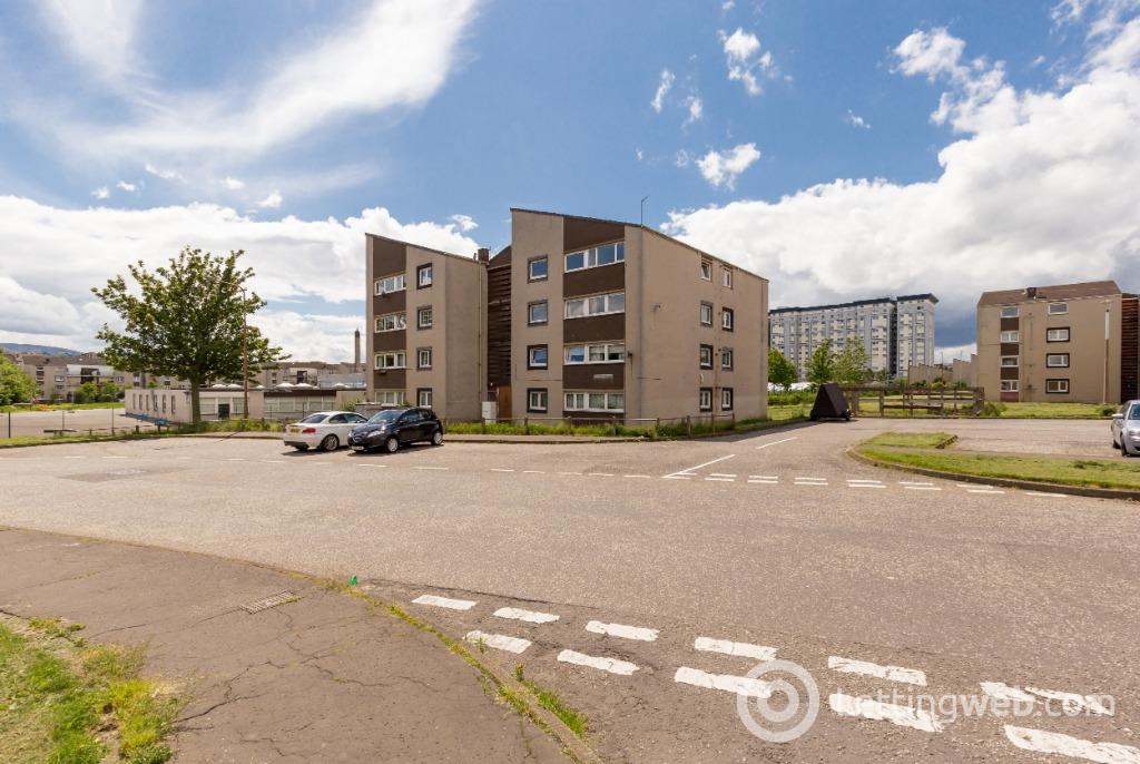 Property to rent in Calder Gardens, Sighthill, Edinburgh, EH11 4LE