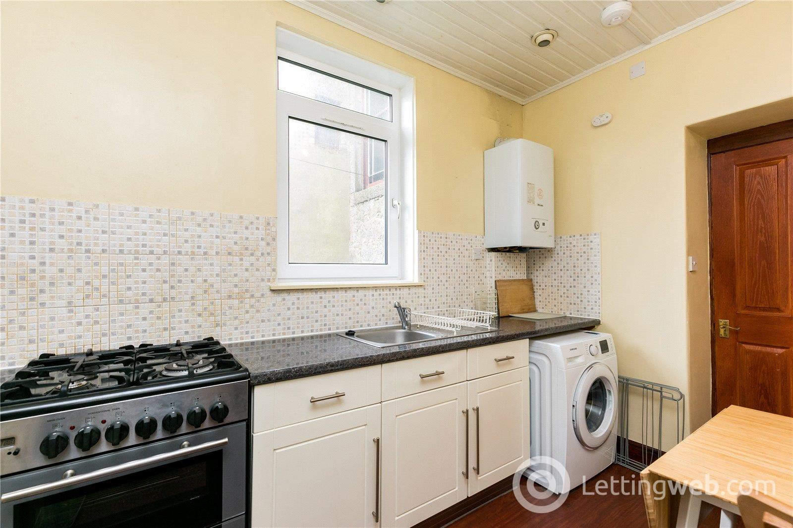 Property to rent in Union Grove, 1R, Aberdeen, AB10