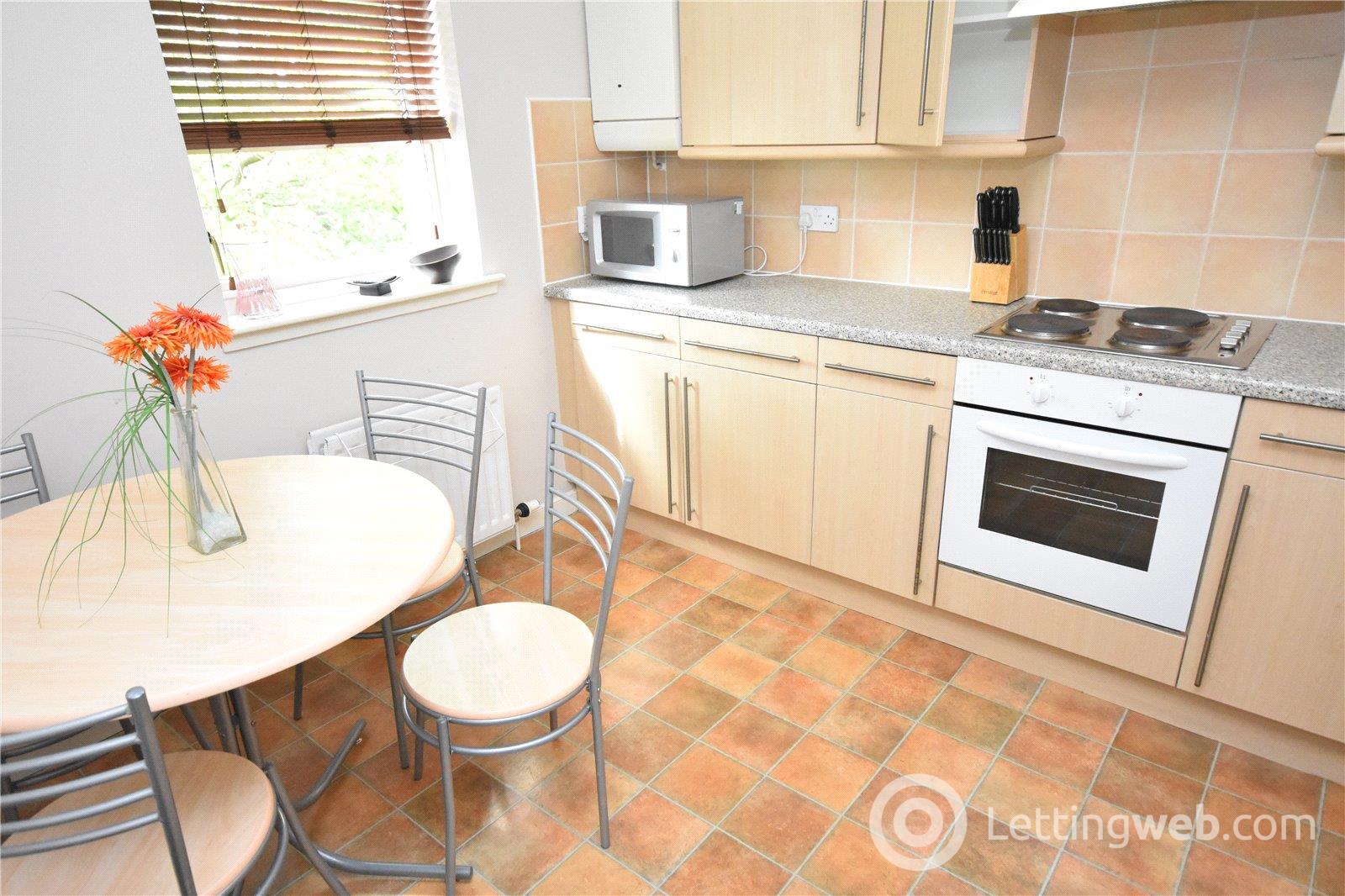 Property to rent in Holburn Street, City Centre, Aberdeen, AB10