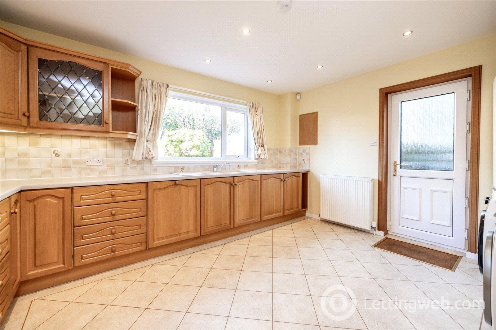 Property to rent in Kirkbrae Avenue, Cults, Aberdeen, AB15