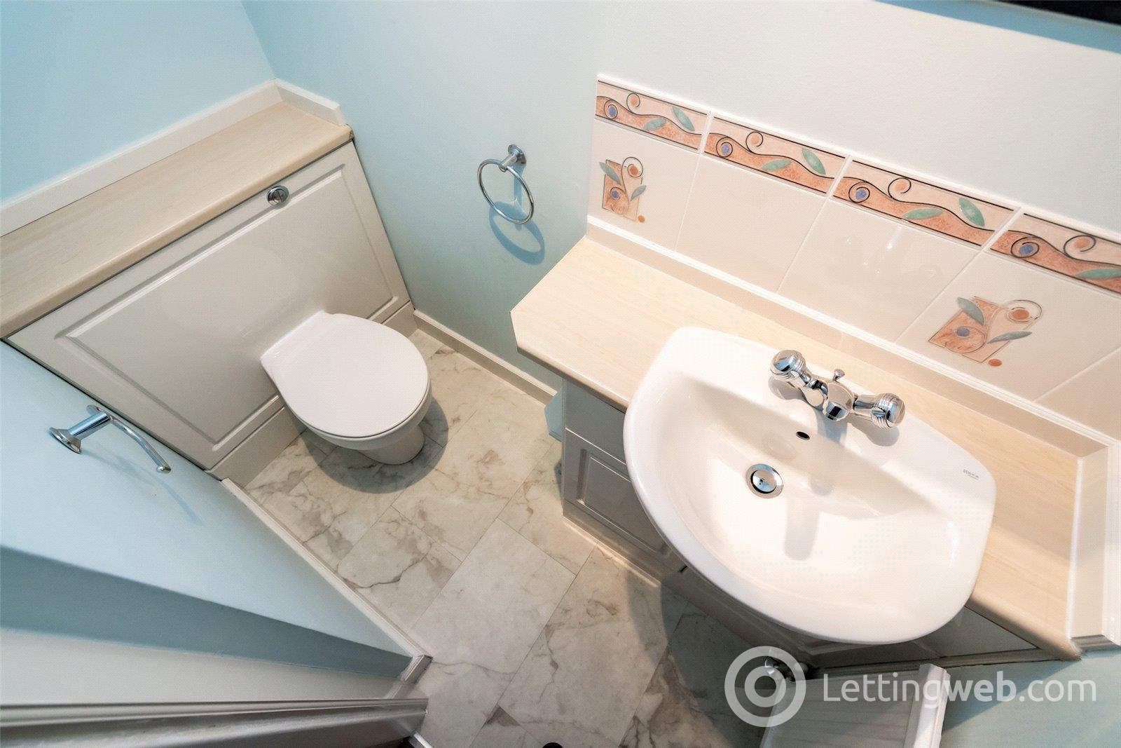 Property to rent in Kirkbrae Avenue, Cults, Aberdeen, AB15
