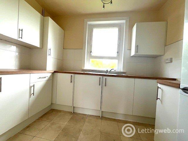 Property to rent in Middlefield Crescent, Aberdeen, AB24