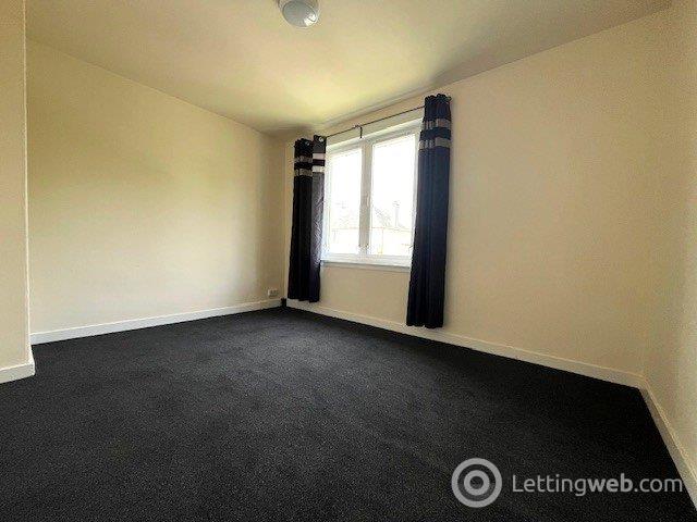 Property to rent in Middlefield Crescent, Aberdeen, AB24