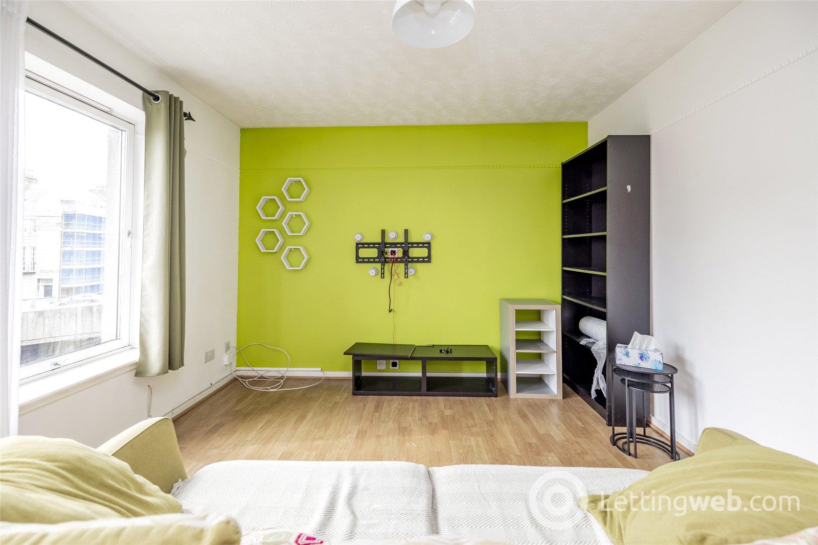 Property to rent in Virginia Street, Aberdeen, AB11