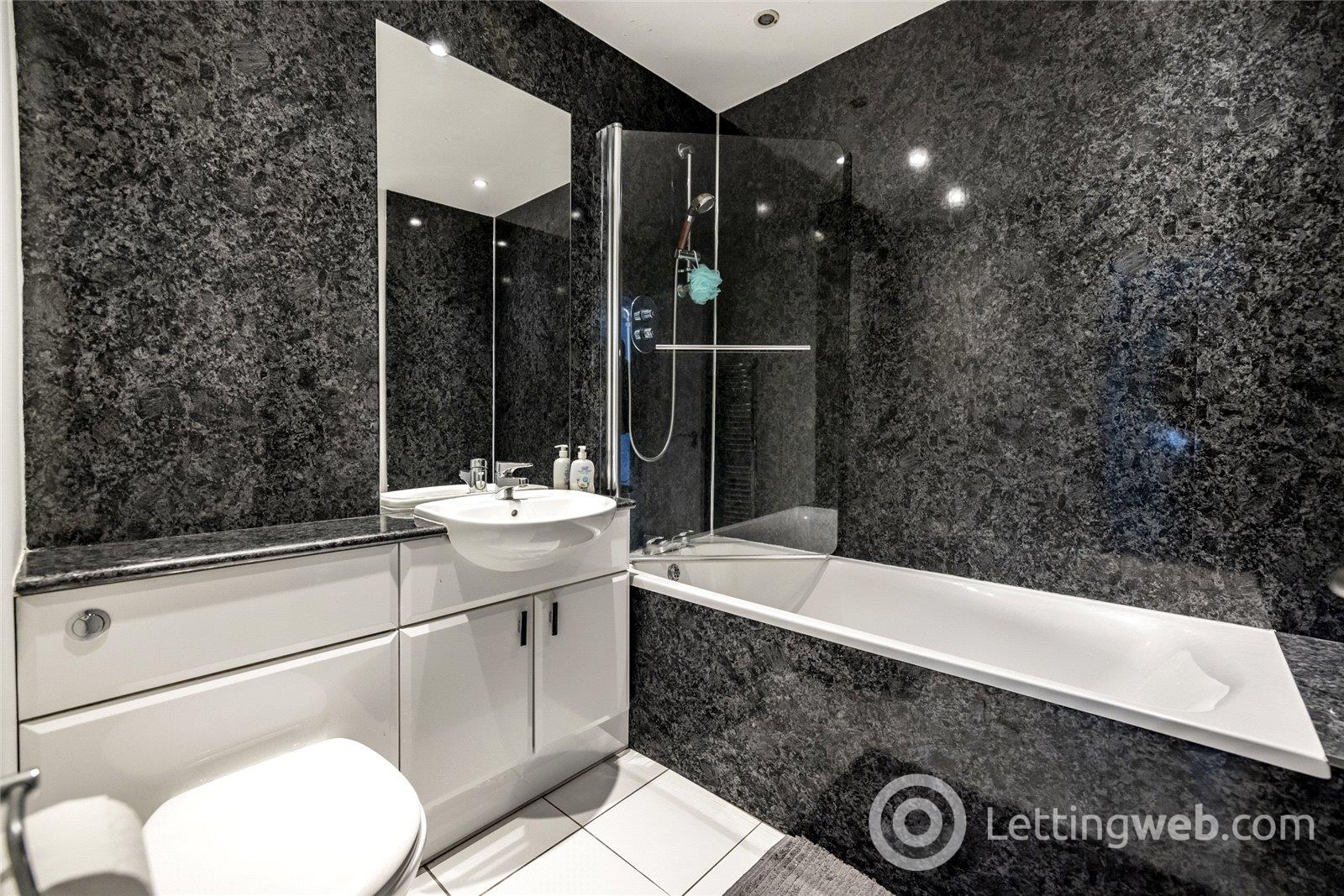 Property to rent in King Street, Aberdeen, AB24