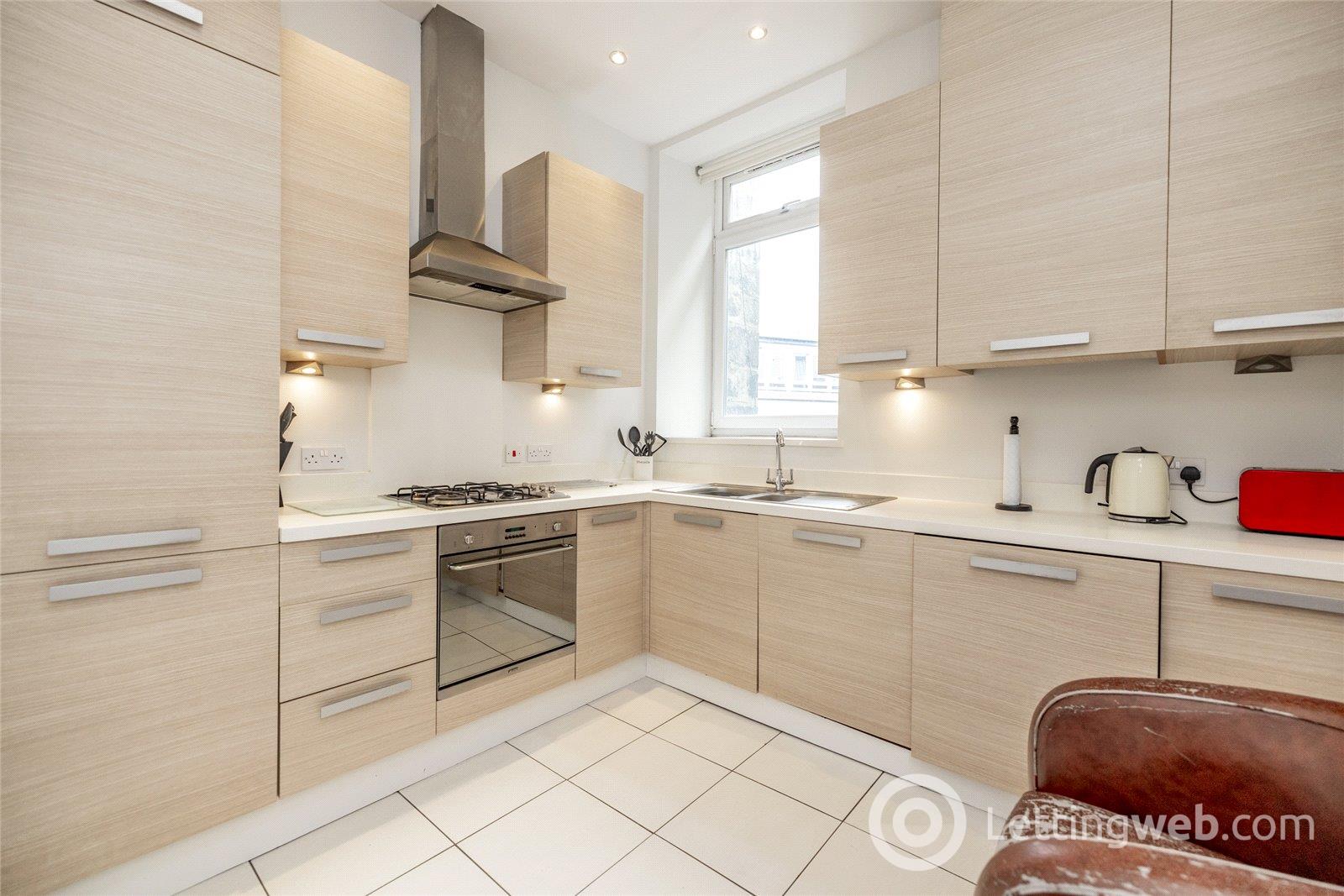 Property to rent in King Street, Aberdeen, AB24