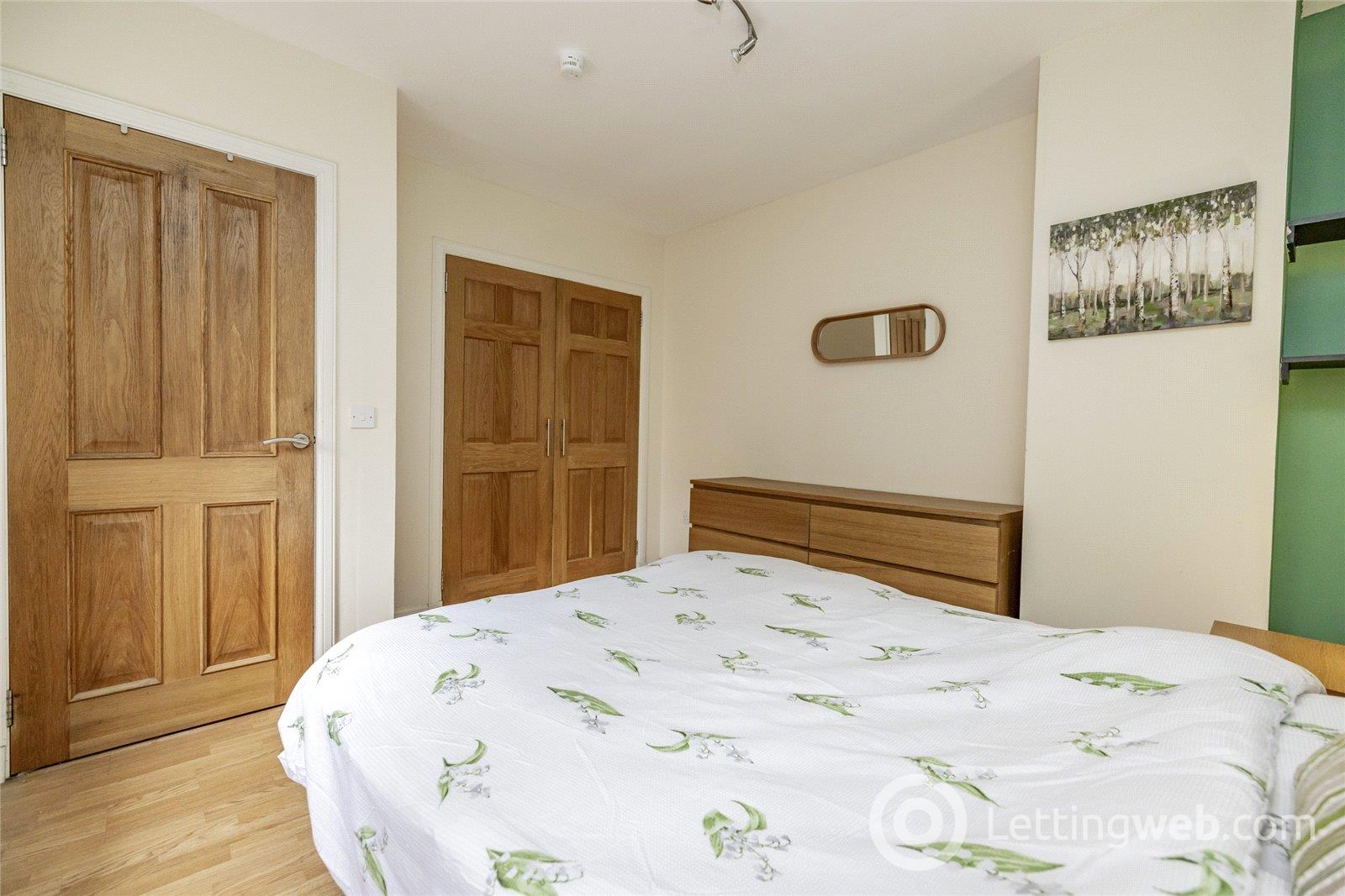 Property to rent in Great Northern Road, Aberdeen, AB24