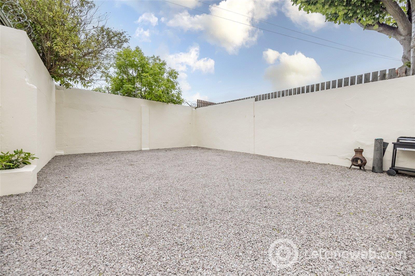 Property to rent in Great Northern Road, Aberdeen, AB24
