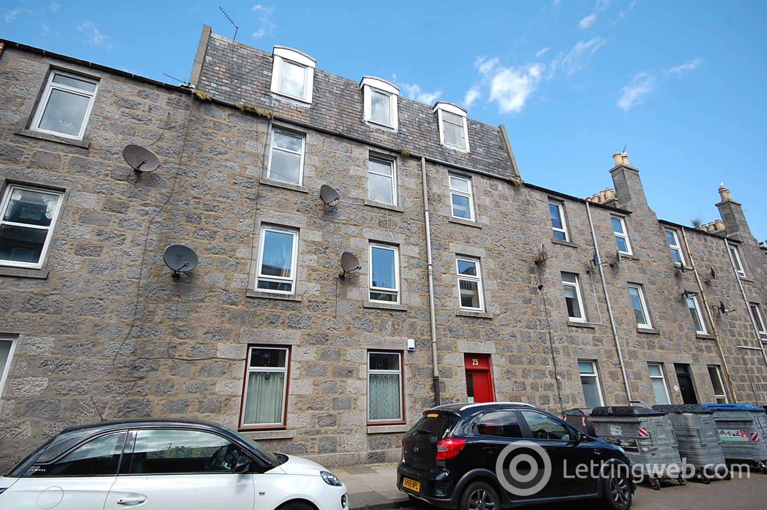 Property to rent in Urquhart Road, Aberdeen, AB24