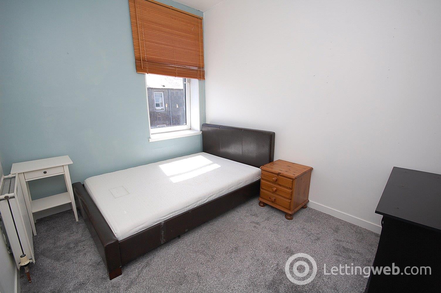 Property to rent in Urquhart Road, Aberdeen, AB24