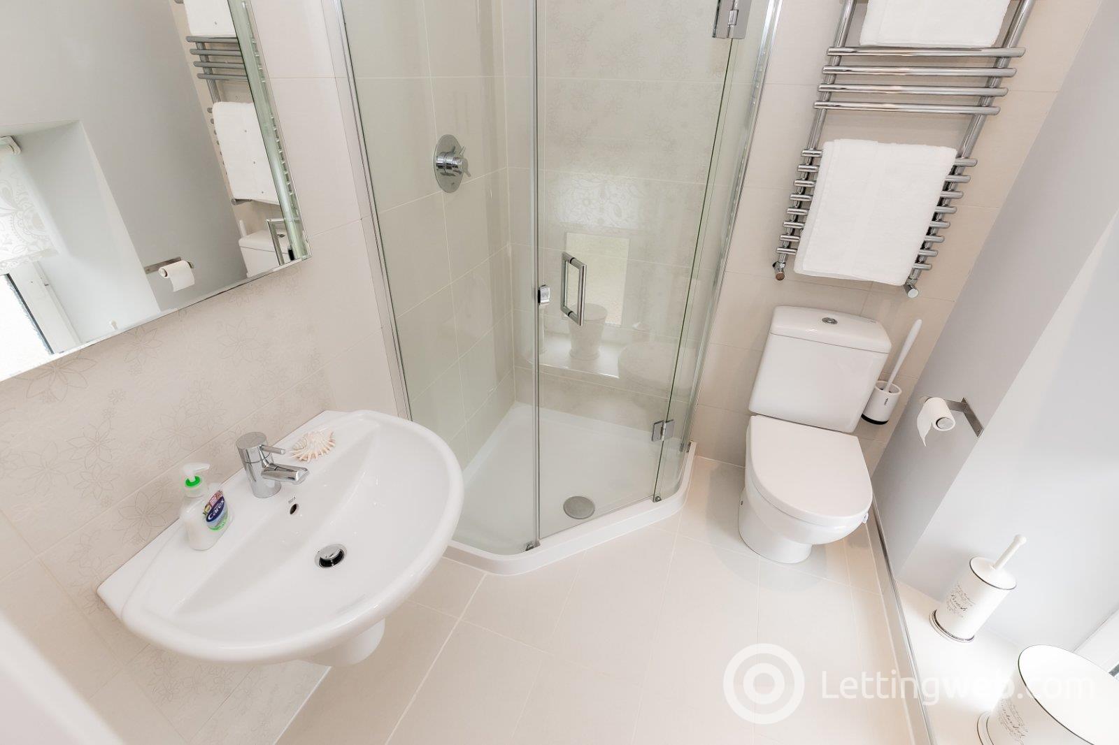Property to rent in Forest Avenue, Aberdeen, AB15