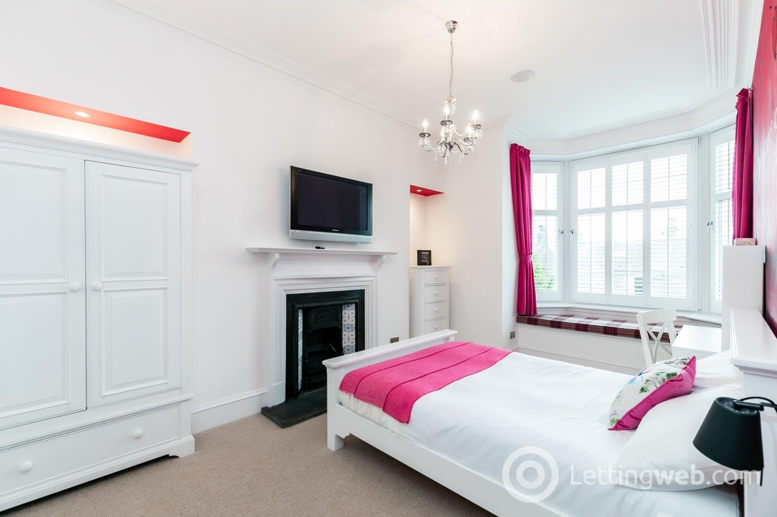 Property to rent in Forest Avenue, Aberdeen, AB15