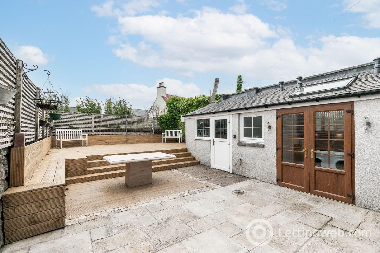 Property to rent in Forest Avenue, Aberdeen, AB15