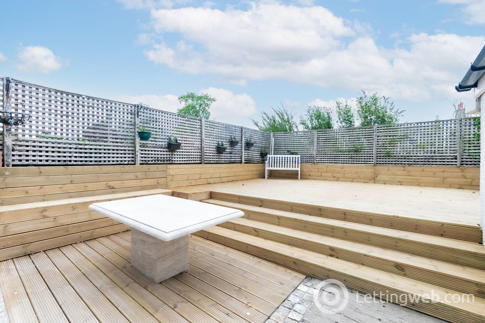 Property to rent in Forest Avenue, Aberdeen, AB15