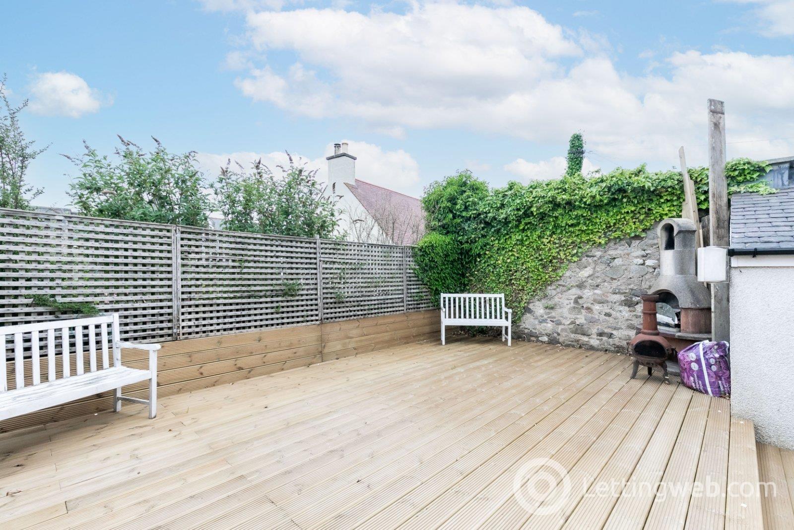 Property to rent in Forest Avenue, Aberdeen, AB15