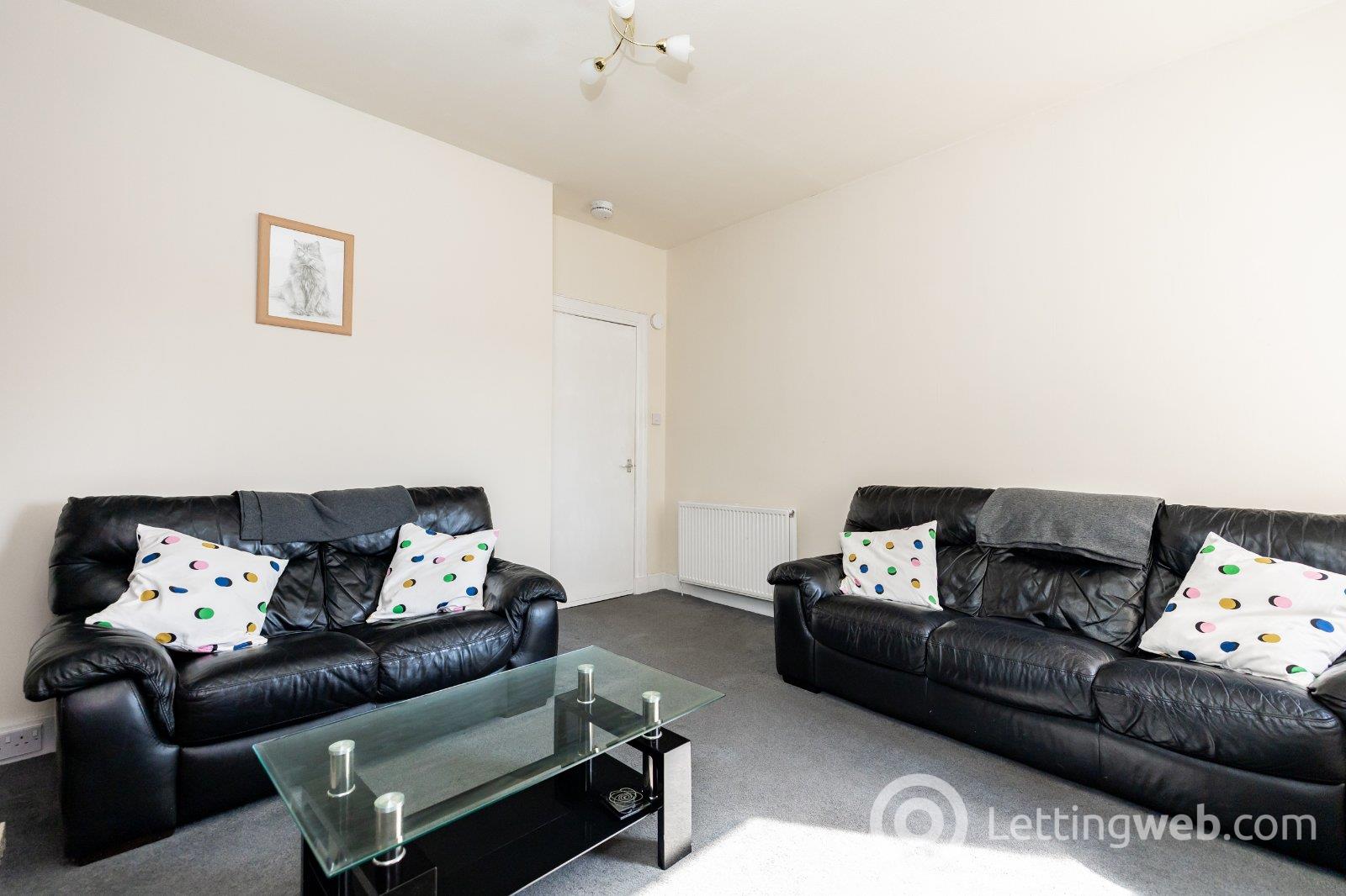 Property to rent in Fonthill Road, Ferryhill, Aberdeen, AB11