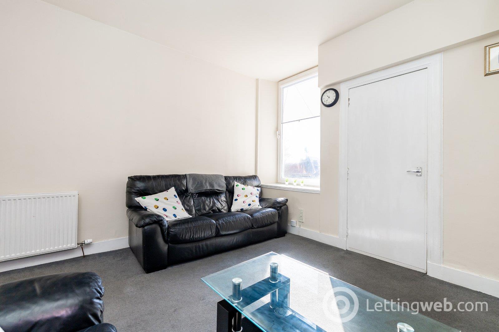 Property to rent in Fonthill Road, Ferryhill, Aberdeen, AB11