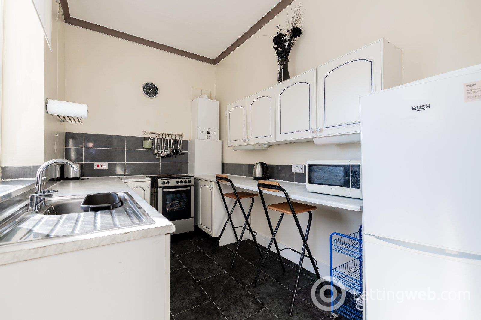 Property to rent in Fonthill Road, Ferryhill, Aberdeen, AB11