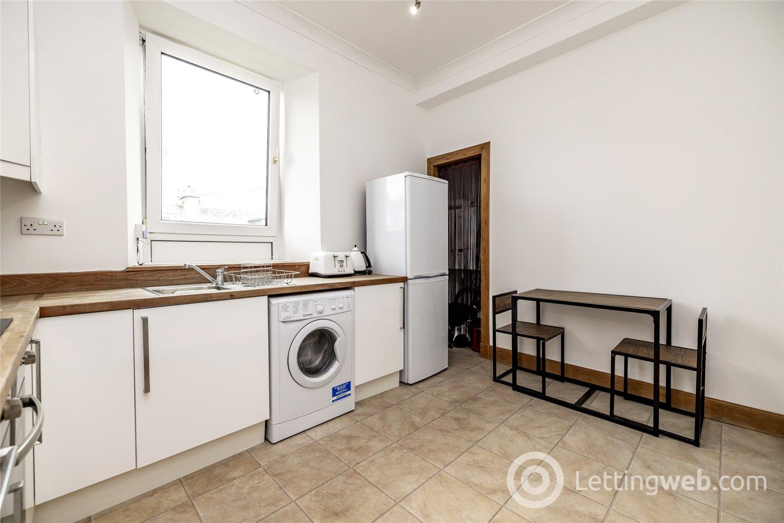 Property to rent in Hardgate, Aberdeen, AB10