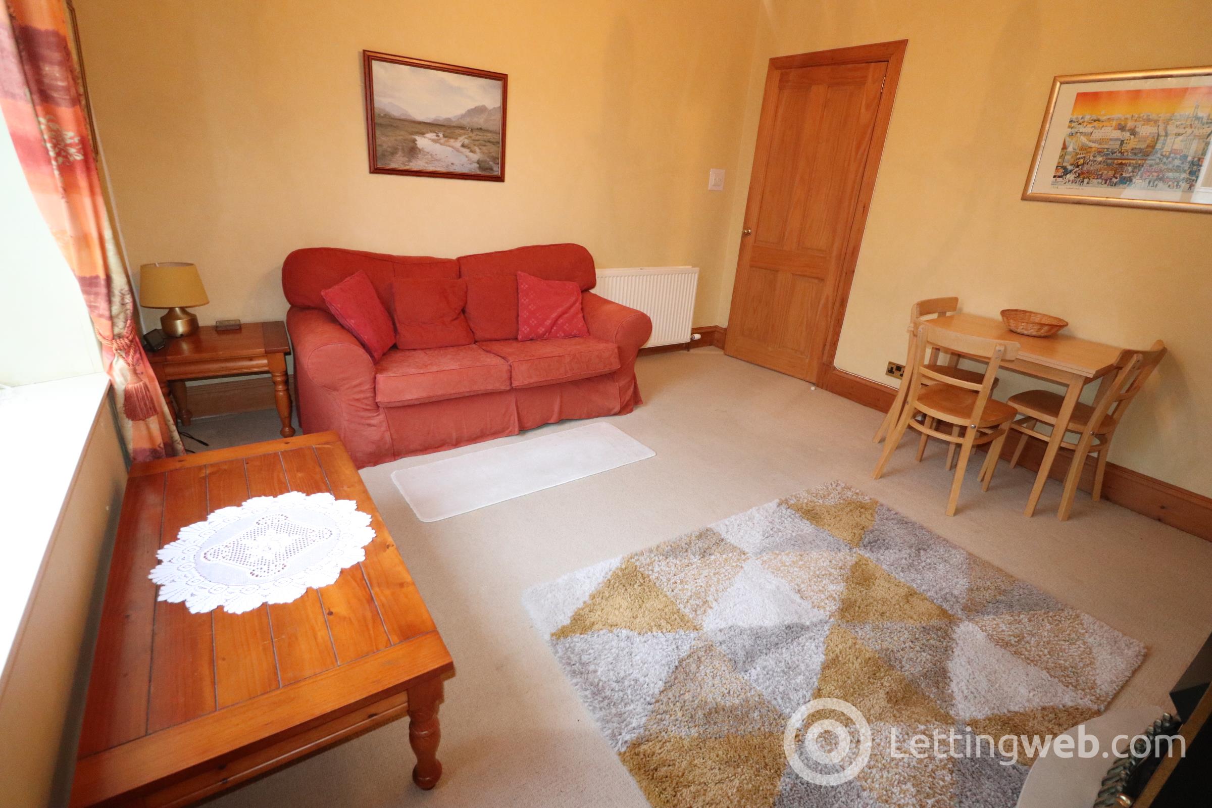 Property to rent in Wallfield Place, Aberdeen, AB25