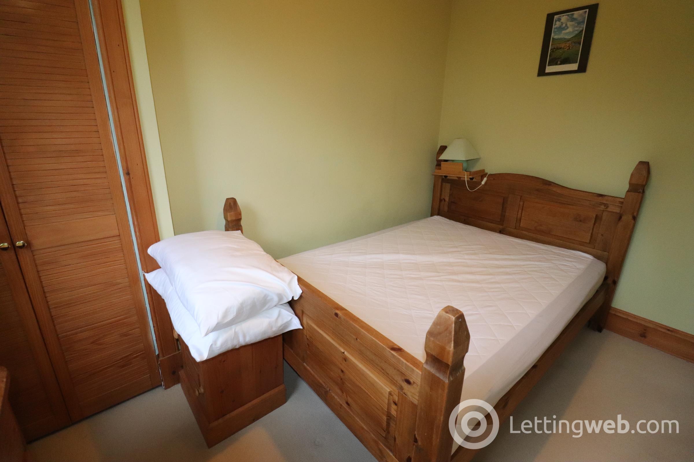 Property to rent in Wallfield Place, Aberdeen, AB25