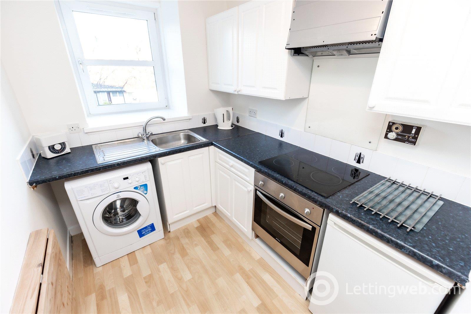 Property to rent in Great Western Road, Aberdeen, AB10