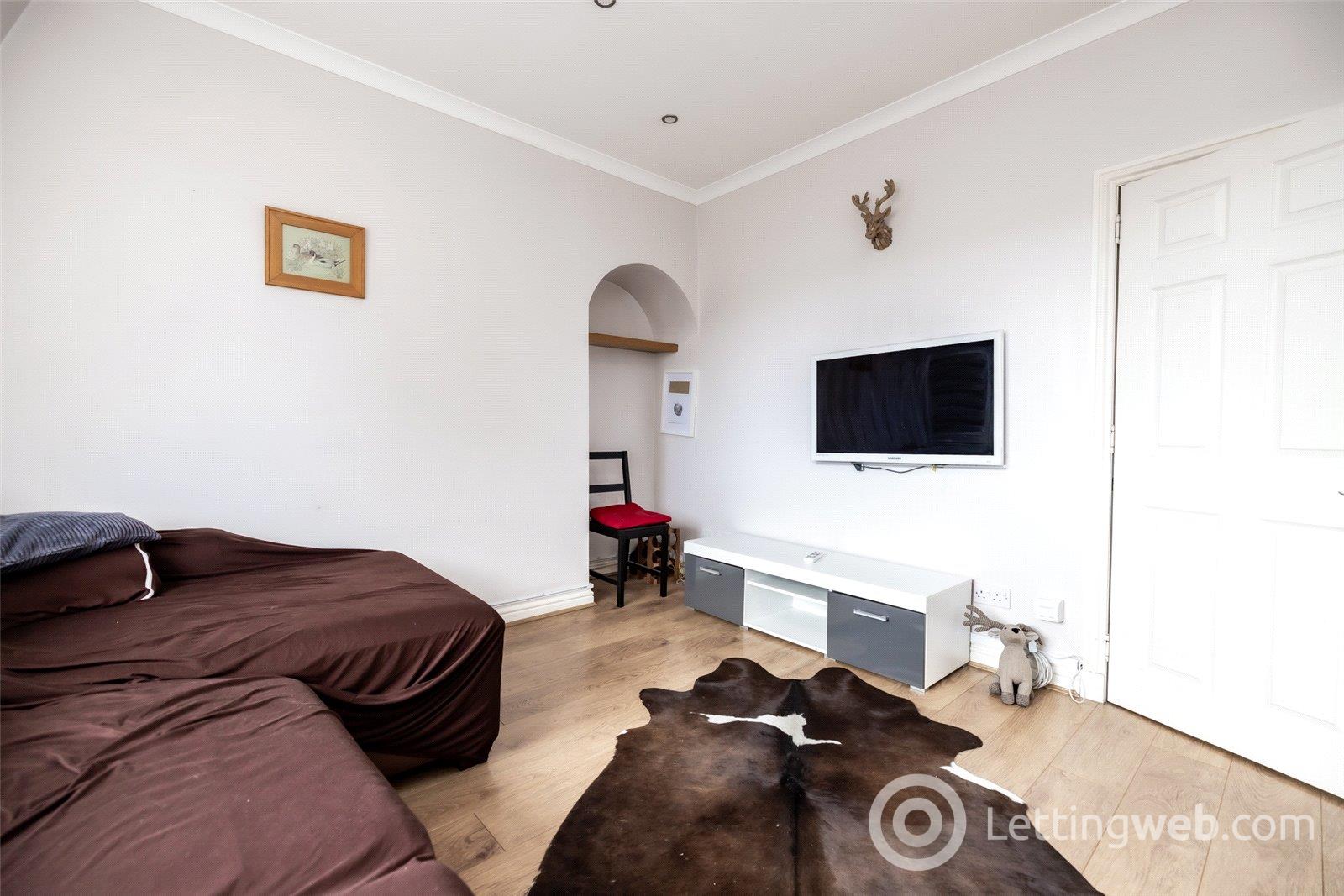 Property to rent in George Street, Top Floor Right, Aberdeen, AB25