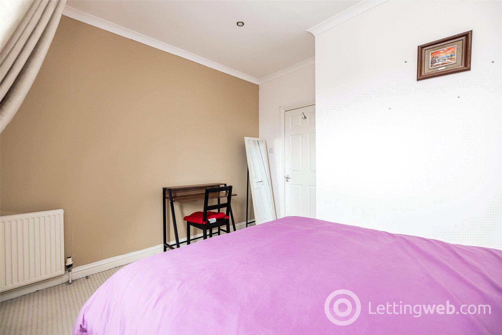 Property to rent in George Street, Top Floor Right, Aberdeen, AB25