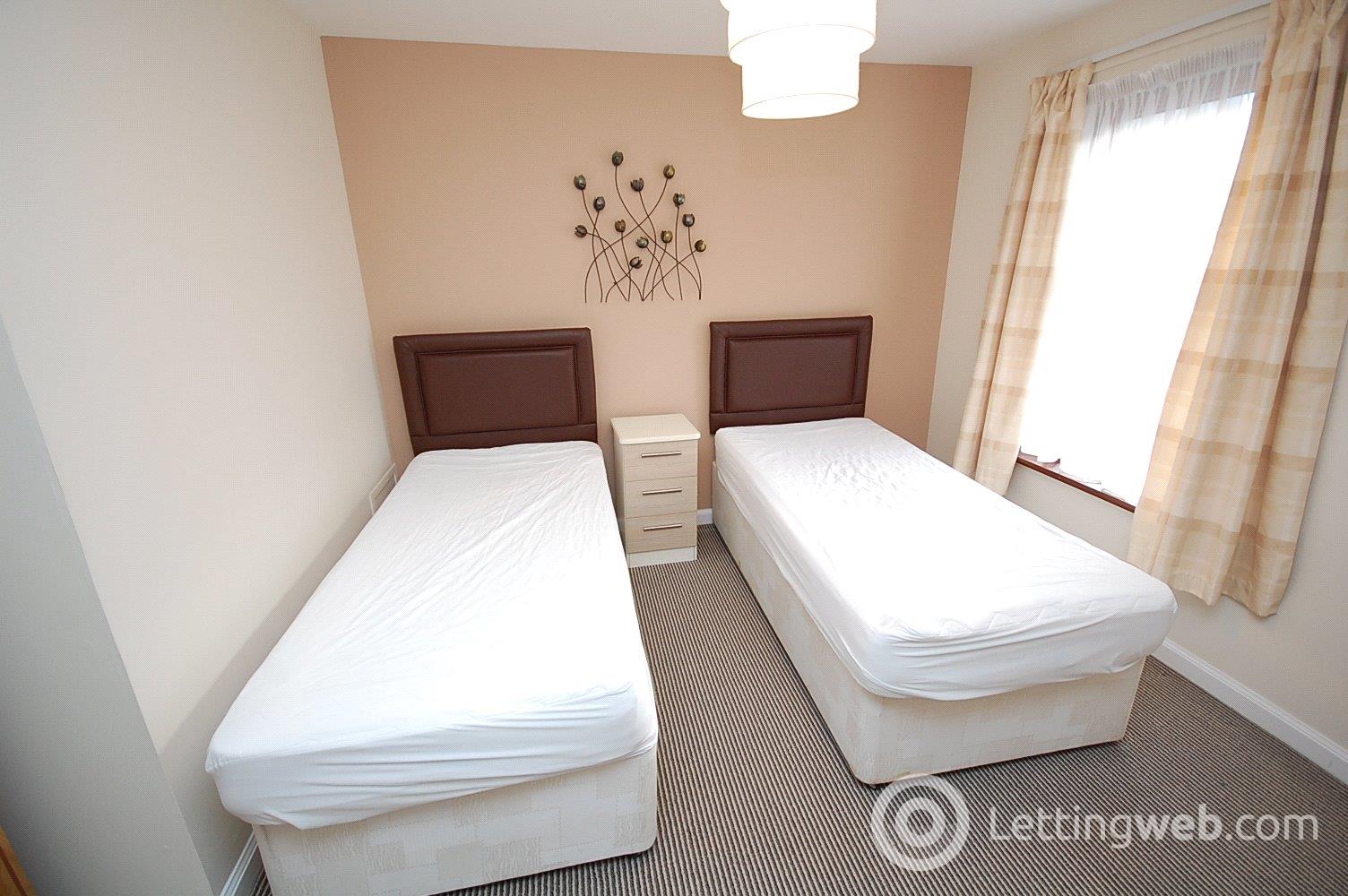 Property to rent in Stanley Street, Aberdeen, AB10