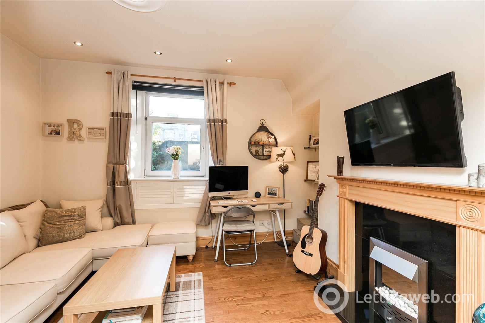 Property to rent in Claremont Street, Aberdeen, Aberdeenshire, AB10